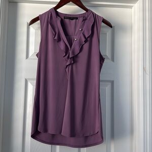 White house black market women’s sleeveless blouse